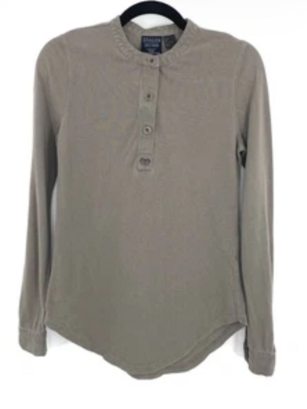 rare girl with the dragon tattoo H&M Trish Summerville long sleeve henley size 4